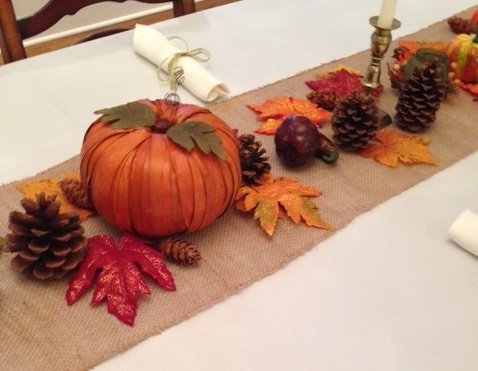 Thanksgiving-Tablecloth-napkins-and-decorative-setting-in-a-box-set-includes-Ivory-linens-Natural-Burlap-Runner-0-4