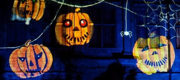 5 Creative Halloween Decorations to Stand Out  from The Crowd
